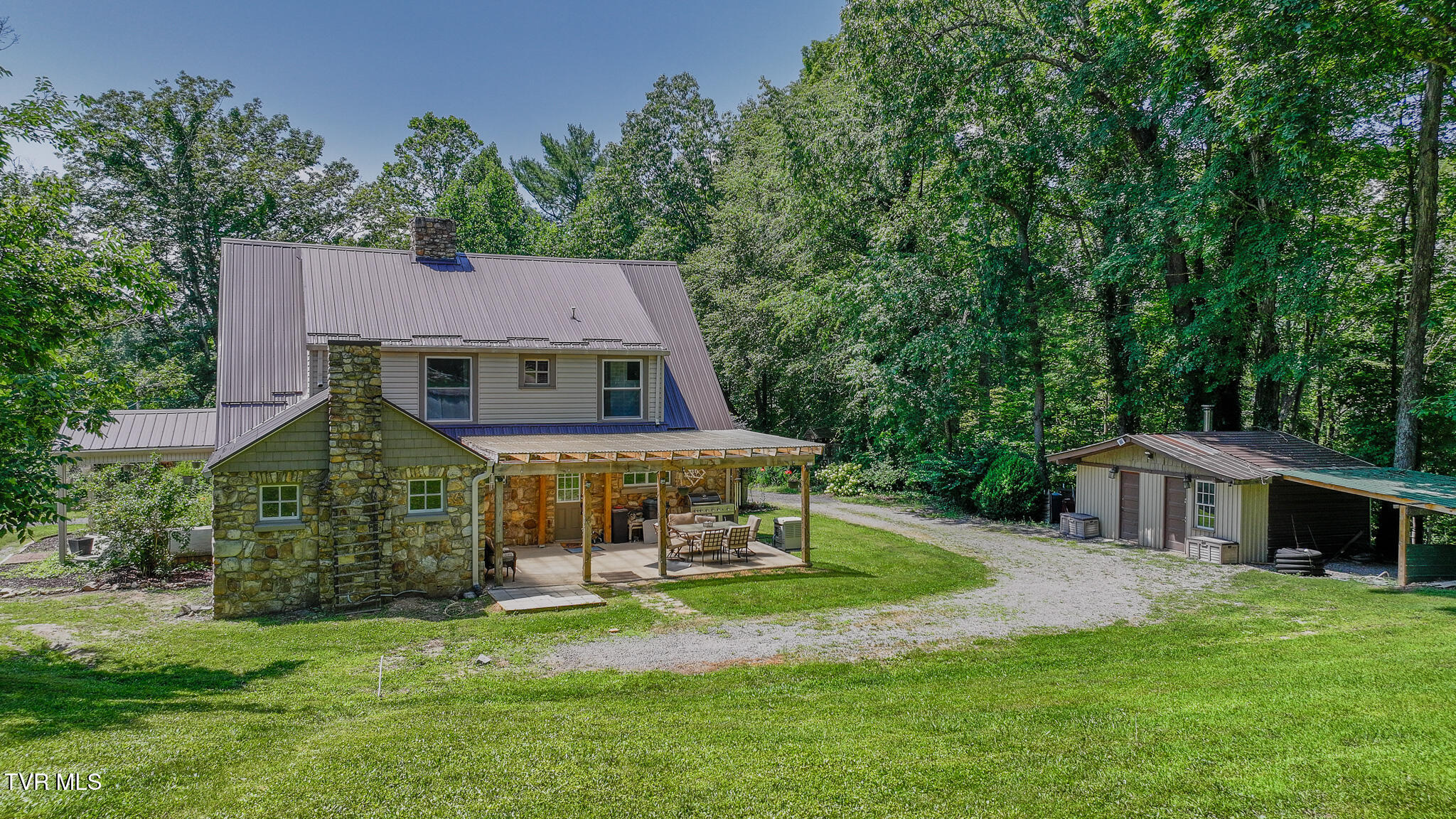 31232 Hollyfield Road Damascus, VA 24236 - Photo 39 of 46 dji_fly_20250623_150612_0186_17507061690