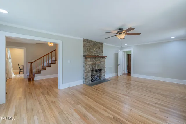 $545,000 | 31232 Hollyfield Road, Damascus, VA 24236