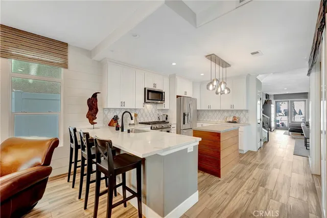 $7,995 | 310 18th Street, Huntington Beach, CA 92648