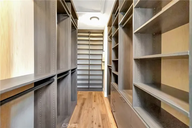 $7,995 | 310 18th Street, Huntington Beach, CA 92648