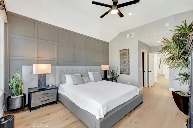 $7,995 | 310 18th Street, Huntington Beach, CA 92648