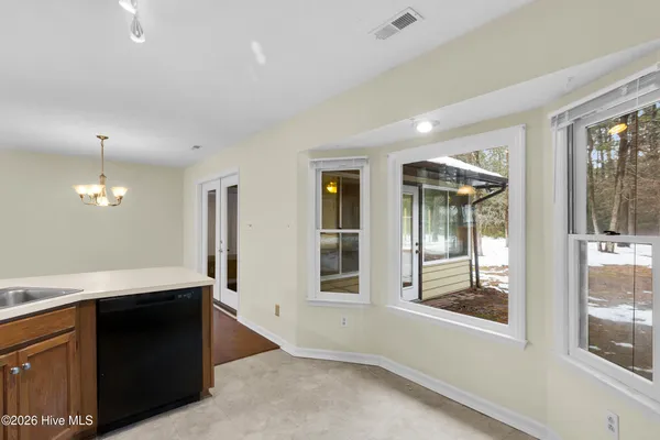 $2,100 | 1824 Caracara Drive, New Bern, NC 28560