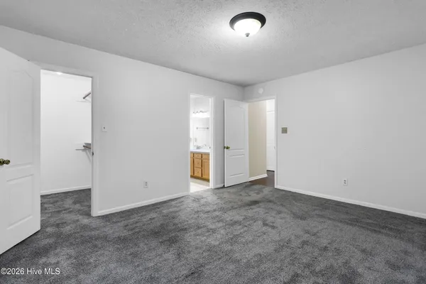 $2,100 | 1824 Caracara Drive, New Bern, NC 28560