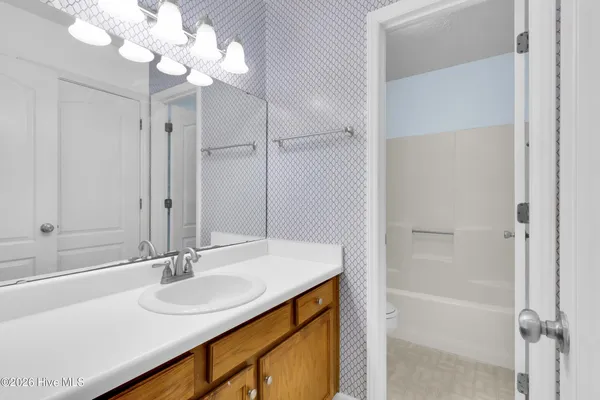 $2,100 | 1824 Caracara Drive, New Bern, NC 28560