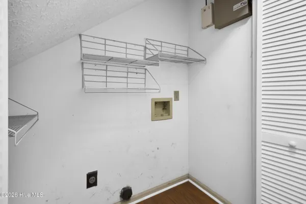 $2,100 | 1824 Caracara Drive, New Bern, NC 28560
