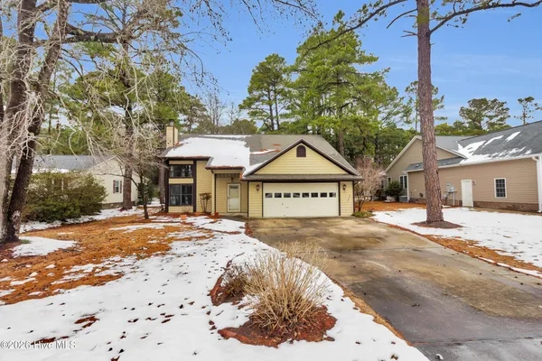 $2,100 | 1824 Caracara Drive, New Bern, NC 28560