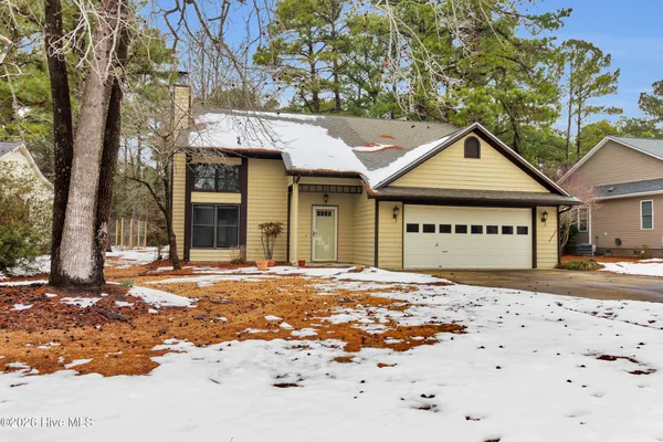 $2,100 | 1824 Caracara Drive, New Bern, NC 28560