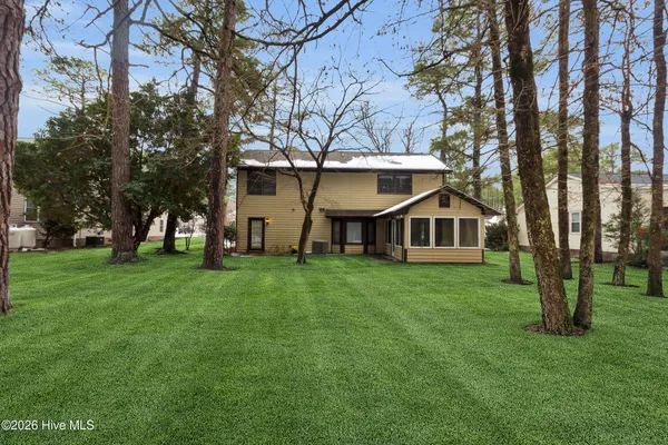 $2,100 | 1824 Caracara Drive, New Bern, NC 28560