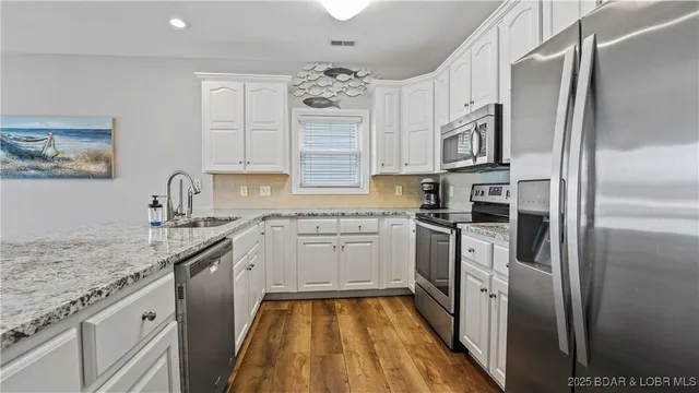 $475,000 | 20314 Timberlake Village Drive, Unit 622, Rocky Mount, MO 65072