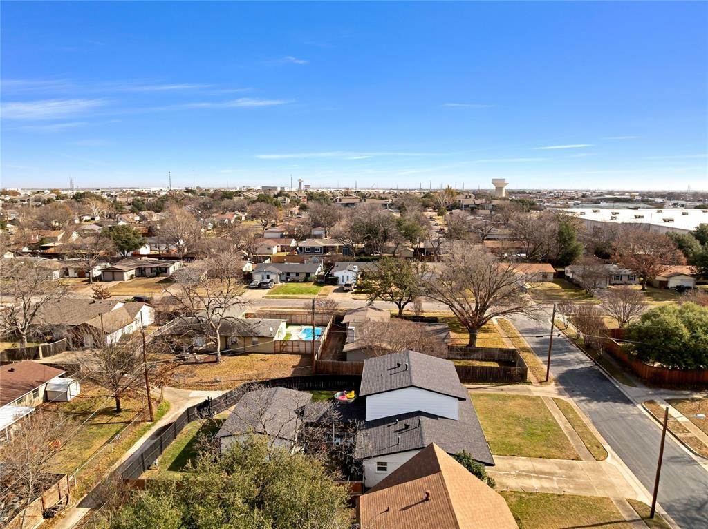 8635 Strathmore Drive Dallas, TX 75238 - Photo 30 of 35 an aerial view of a city