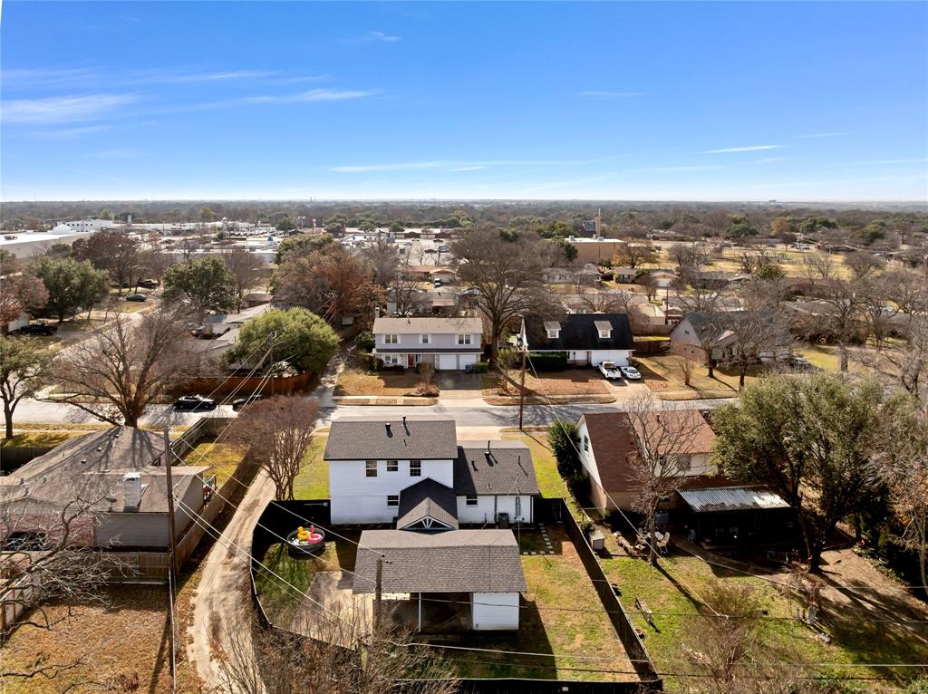 8635 Strathmore Drive Dallas, TX 75238 - Photo 31 of 35 an aerial view of a yard