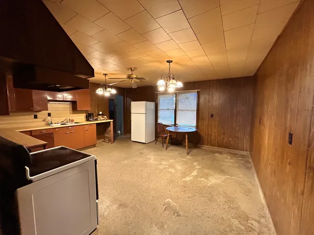 $1,000 | 806 Jackson Street, Borger, TX 79007