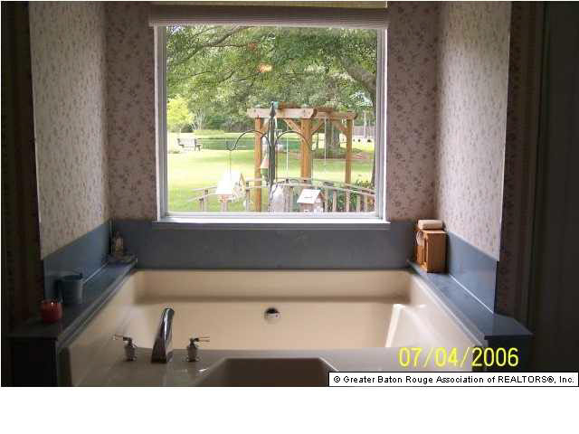 14995 Blackwater Road Baker, LA 70714 - Photo 9 of 10 Gallery Image 9