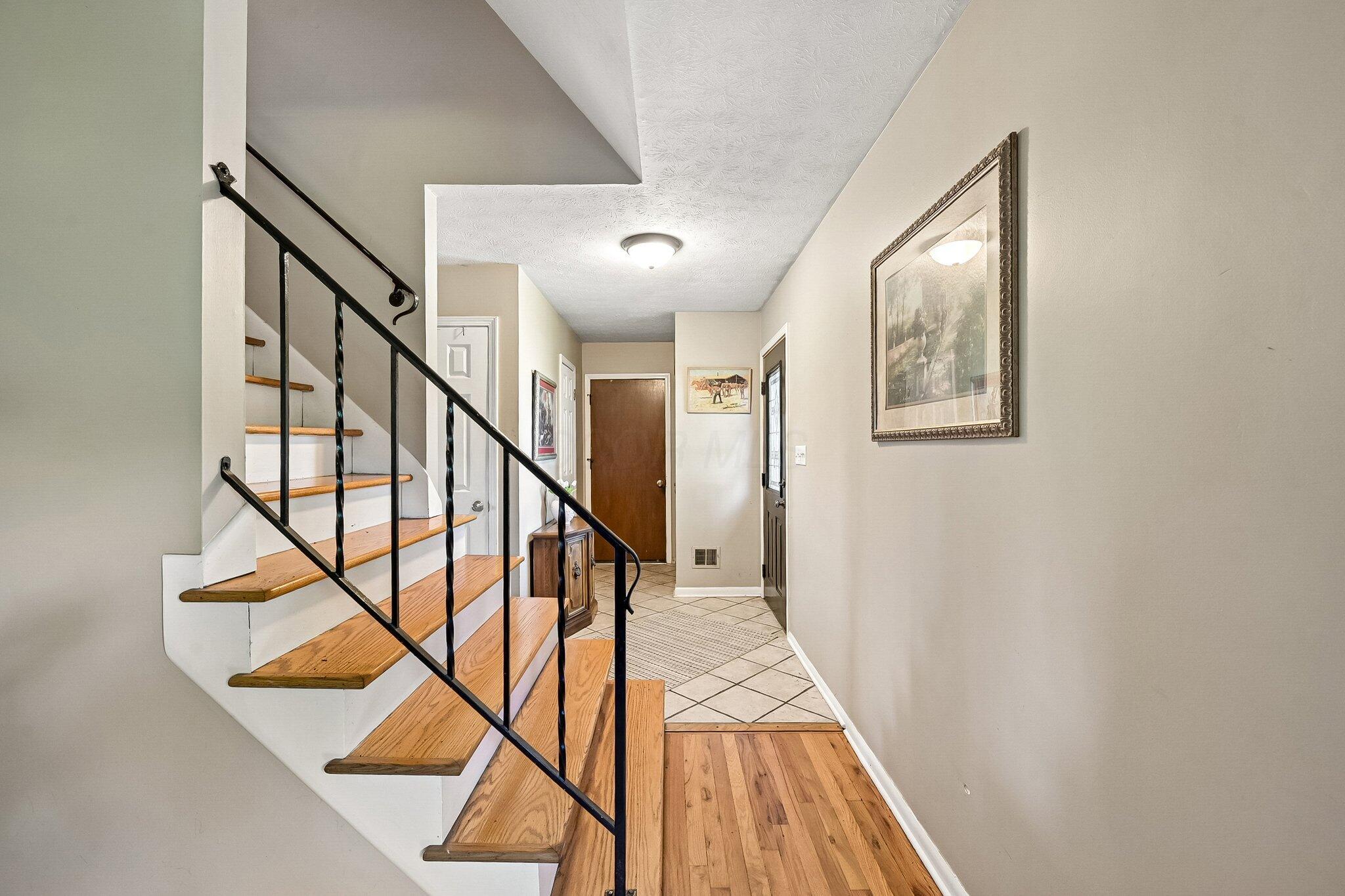188 Storington Road Westerville, OH 43081 - Photo 10 of 49