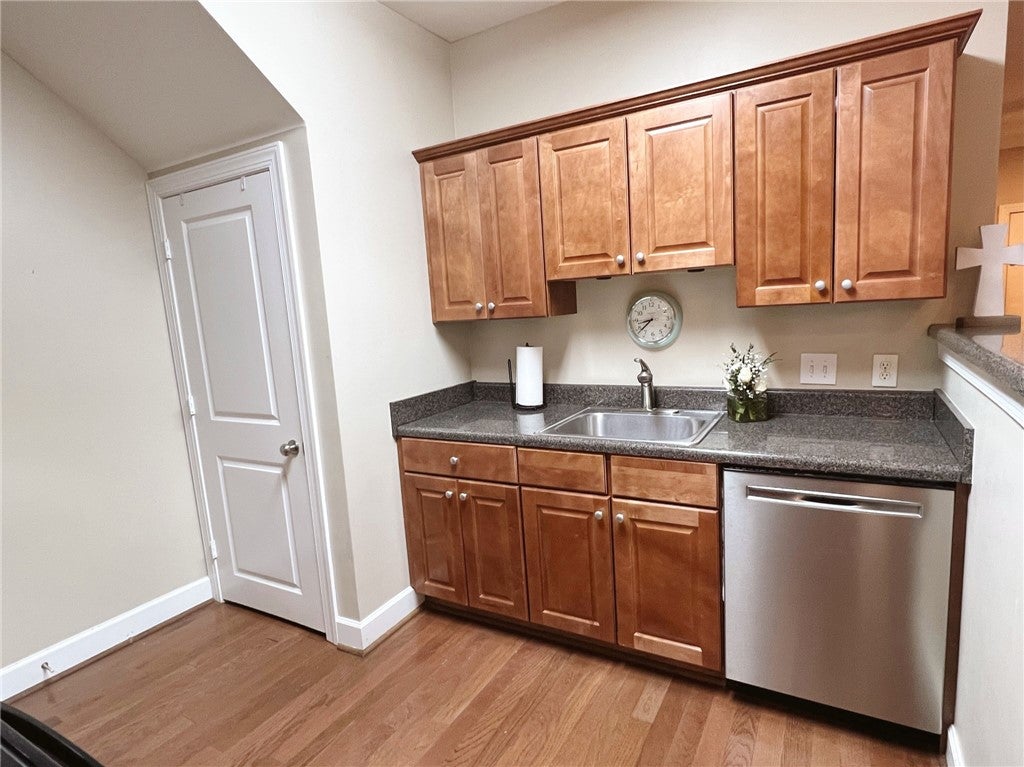 1957 Wire Road, Unit 1 Auburn, AL 36832 - Photo 5 of 16 Gallery Image 5