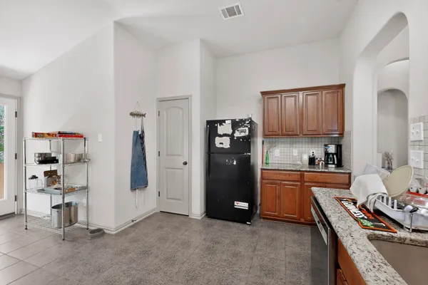 $2,050 | 12001 Broten Street, Austin, TX 78748