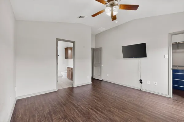 $2,050 | 12001 Broten Street, Austin, TX 78748