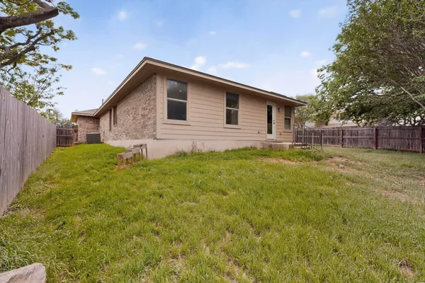 $2,050 | 12001 Broten Street, Austin, TX 78748
