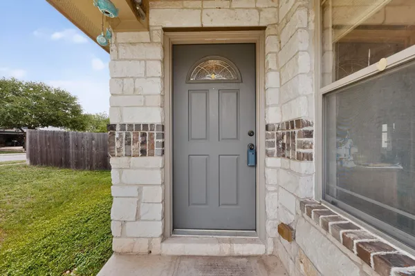 $2,050 | 12001 Broten Street, Austin, TX 78748
