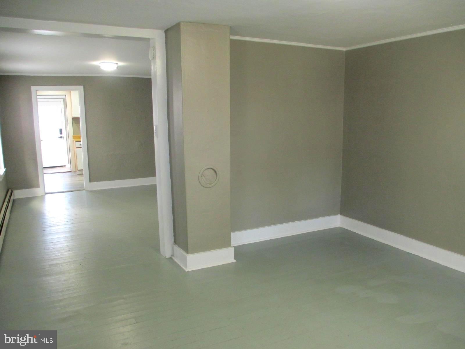 614 High Street Chestertown, MD 21620 - Photo 3 of 22 Living room as you enter the front door