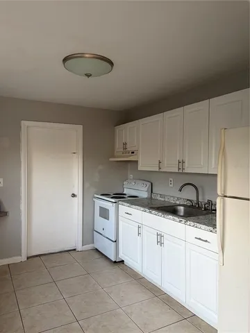 $1,700 | 5793 Oleander Drive, Orlando, FL 32807