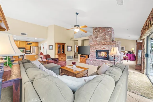 $1,099,990 | 2557 Braden Place, Riverside, CA 92503