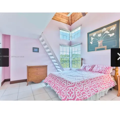 $3,400 | 202 West Canal Drive, Unit 202, Key Largo, FL 33037