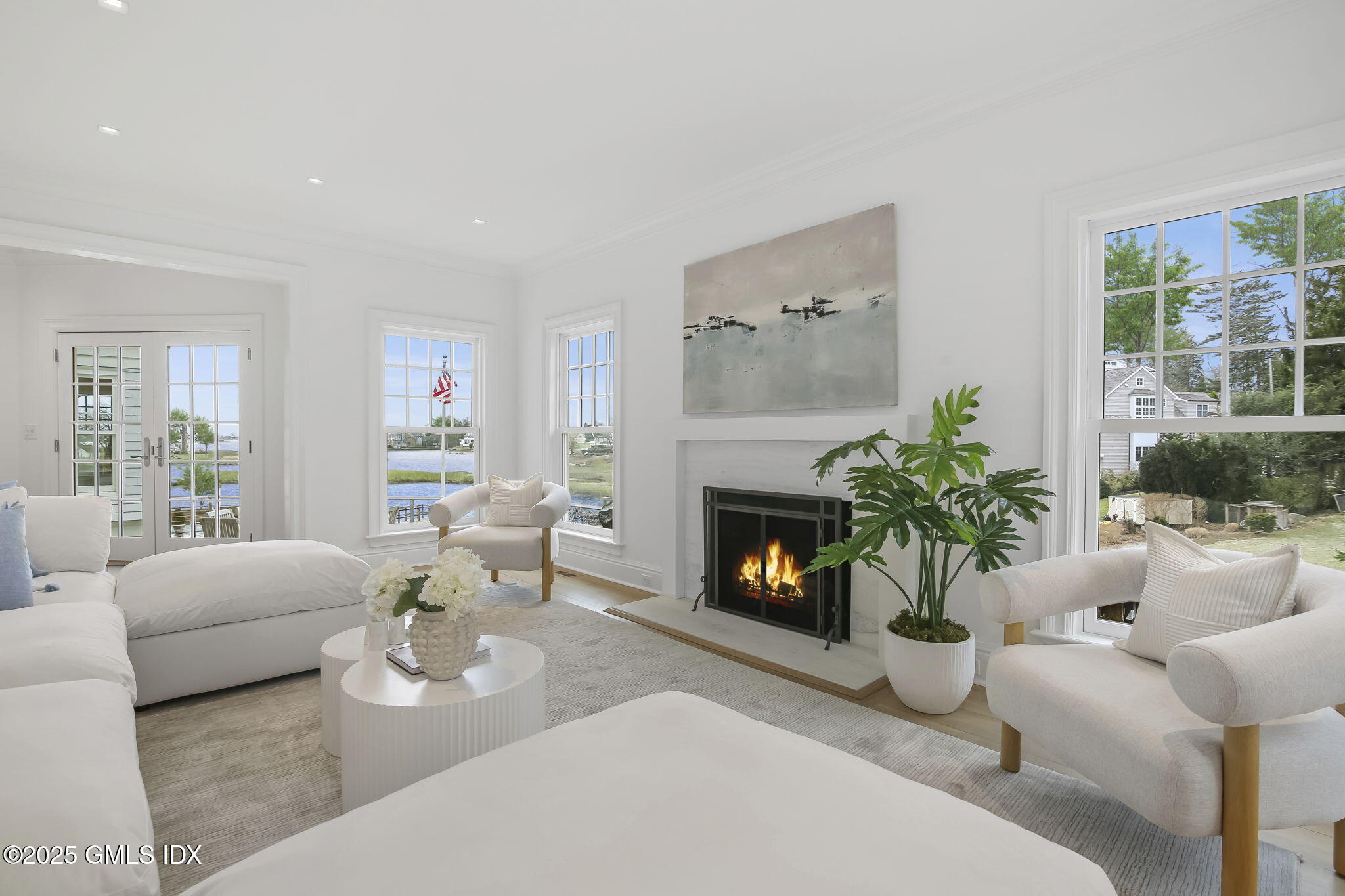 18 Shoal Point Lane Riverside, CT 06878 - Photo 8 of 29 Family Room