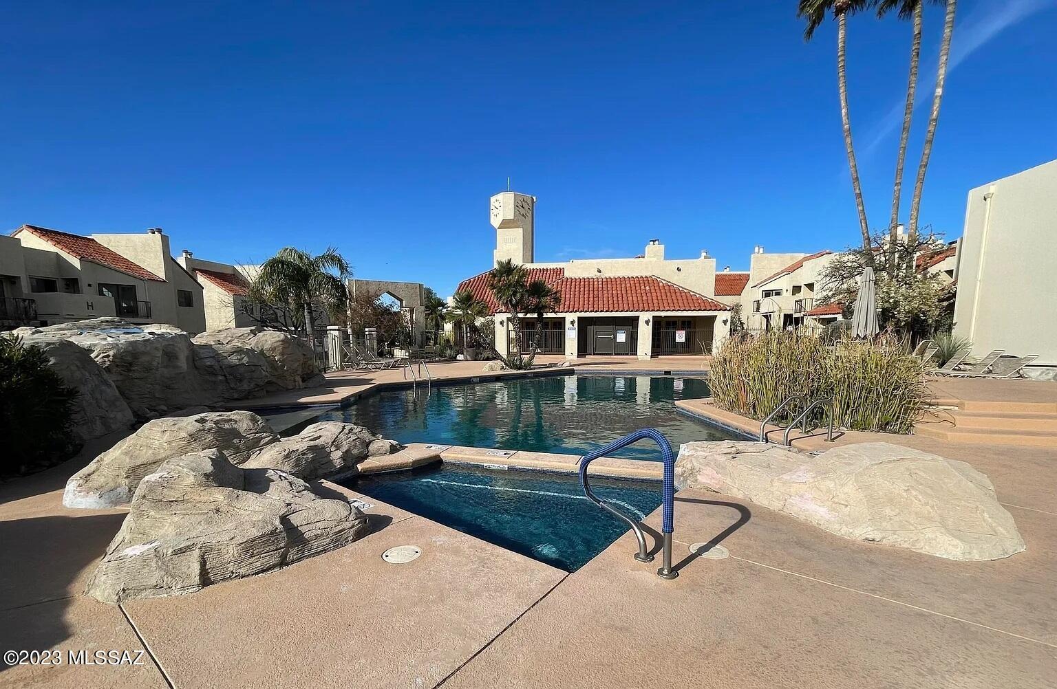 1200 East River Road, Unit F63 Tucson, AZ 85718 - Photo 17 of 20 pool