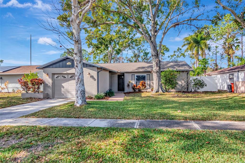 12418 84th Way Largo, FL 33773 - Photo 2 of 62