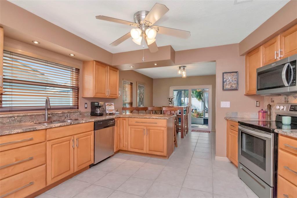 12418 84th Way Largo, FL 33773 - Photo 23 of 62