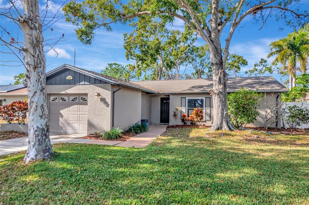 12418 84th Way Largo, FL 33773 - Photo 4 of 62