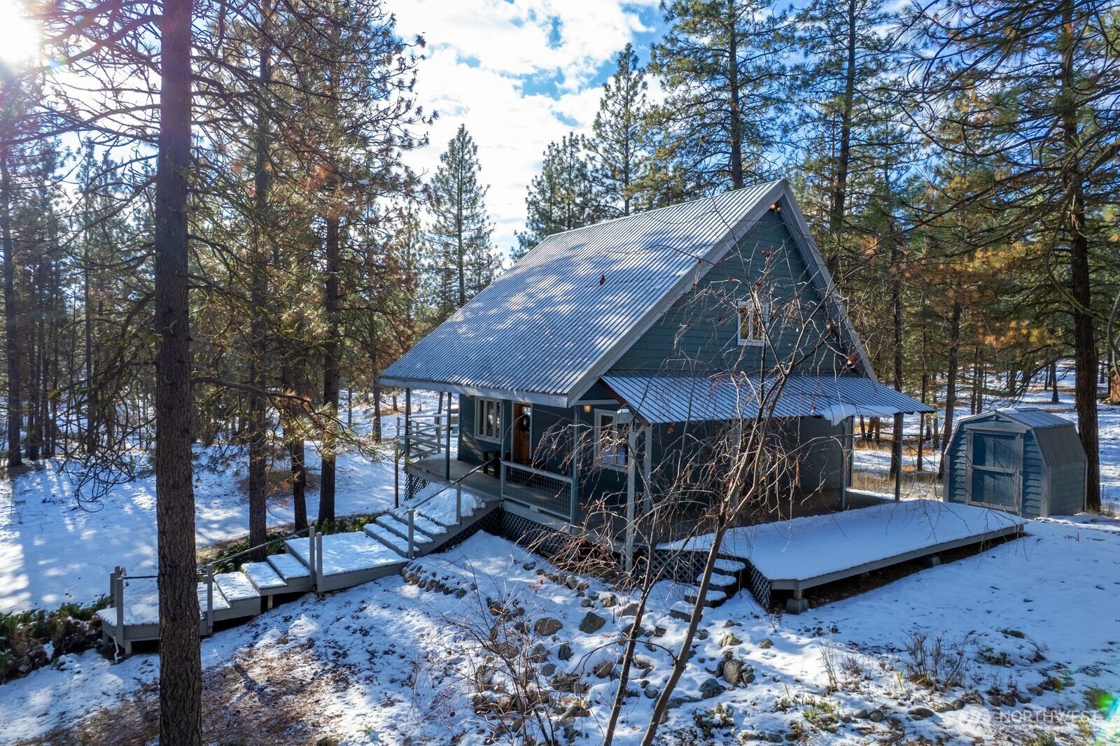 5 Chase Road Winthrop, WA 98862 - Photo 2 of 39 Gallery Image 2