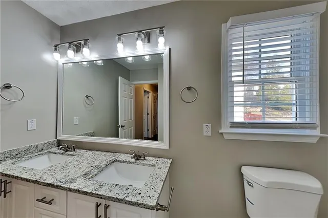 $1,975 | 411 Saddle Brooke Drive, Dallas, GA 30132