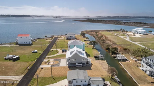 $1,600,000 | 314 Easy Street, Cape Carteret, NC 28584