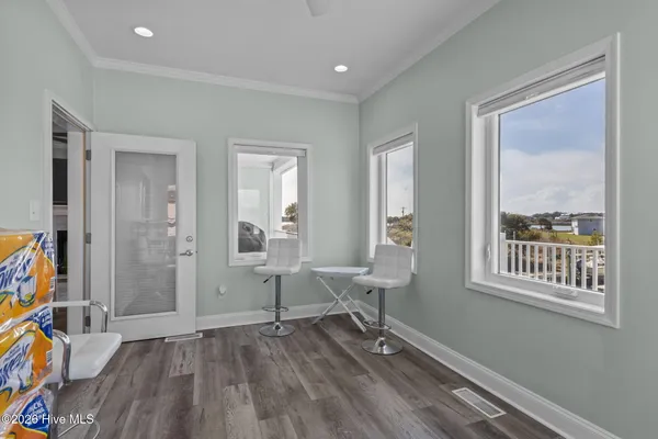 $1,600,000 | 314 Easy Street, Cape Carteret, NC 28584