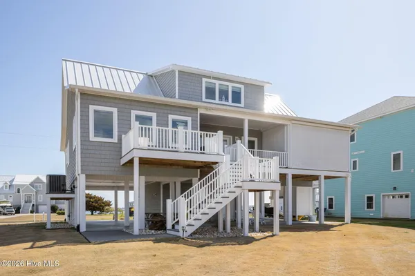$1,600,000 | 314 Easy Street, Cape Carteret, NC 28584