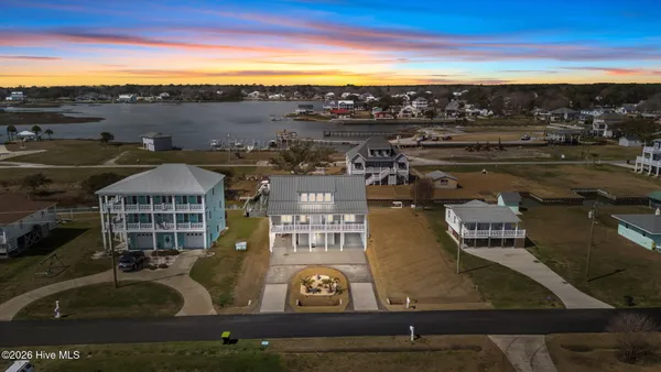 $1,600,000 | 314 Easy Street, Cape Carteret, NC 28584