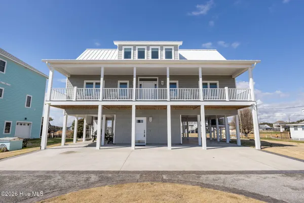$1,600,000 | 314 Easy Street, Cape Carteret, NC 28584