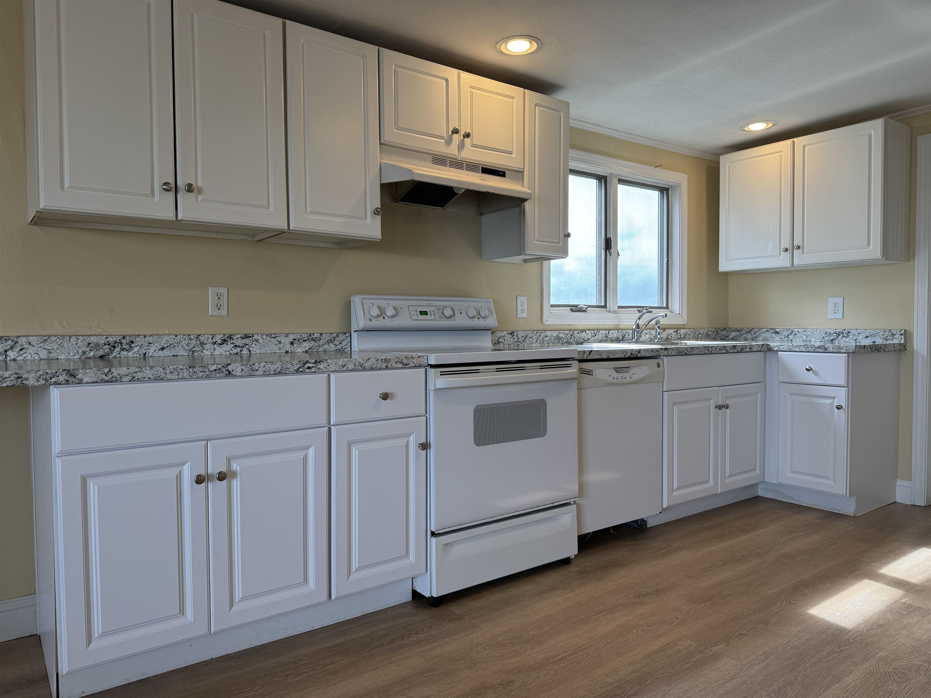 601 Ocean Boulevard Hampton, NH 03842 - Photo 31 of 44