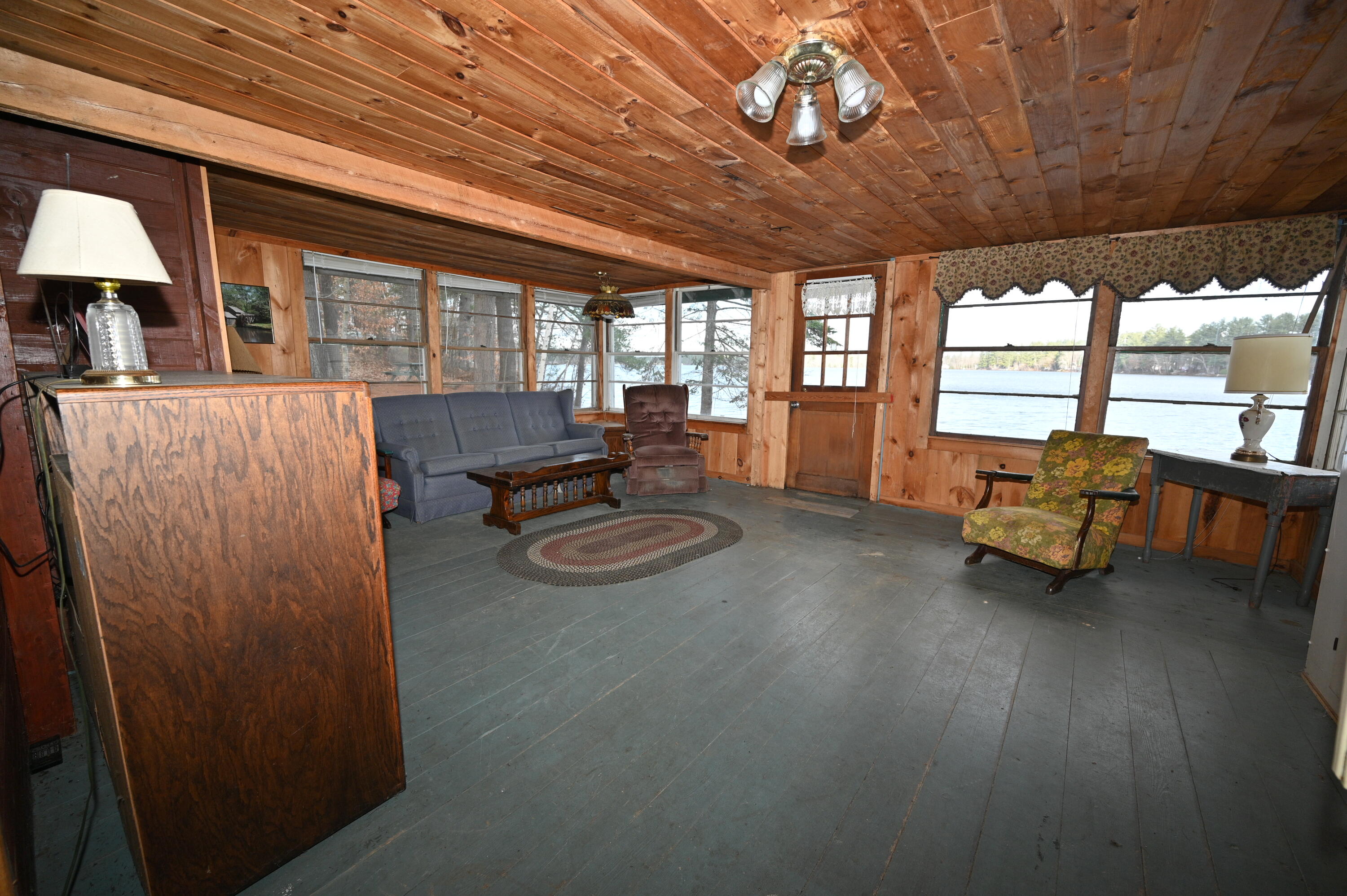 51 Proprietors Road Buxton, ME 04093 - Photo 18 of 28 Living Room