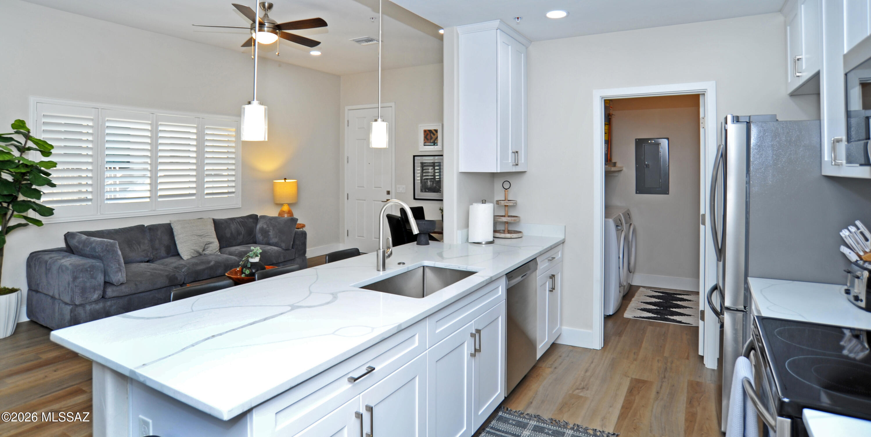 2040 East River Road, Unit 205 Tucson, AZ 85718 - Photo 10 of 33