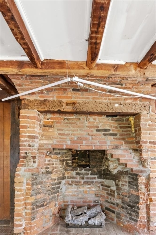 29-31 Circle Street Marblehead, MA 01945 - Photo 13 of 37