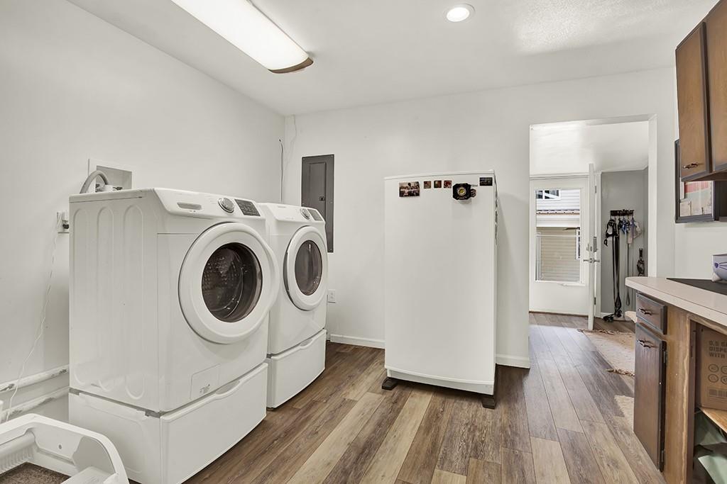 1261 Griffith Road Ligonier, PA 15658 - Photo 20 of 39 a utility room with dryer and washer