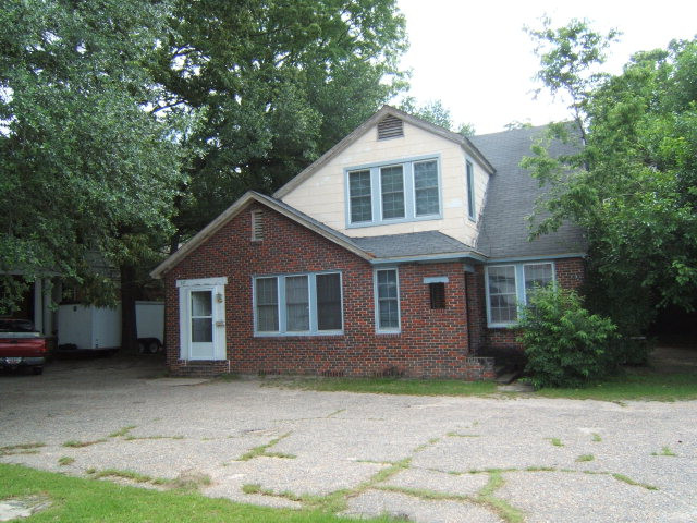 327 North Main Street Sumter, SC 29150 - Photo 1 of 1 Gallery Image 1