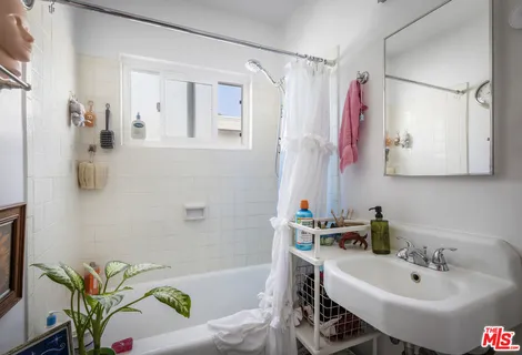 $799,000 | 2912 Bellevue Avenue, Los Angeles, CA 90026