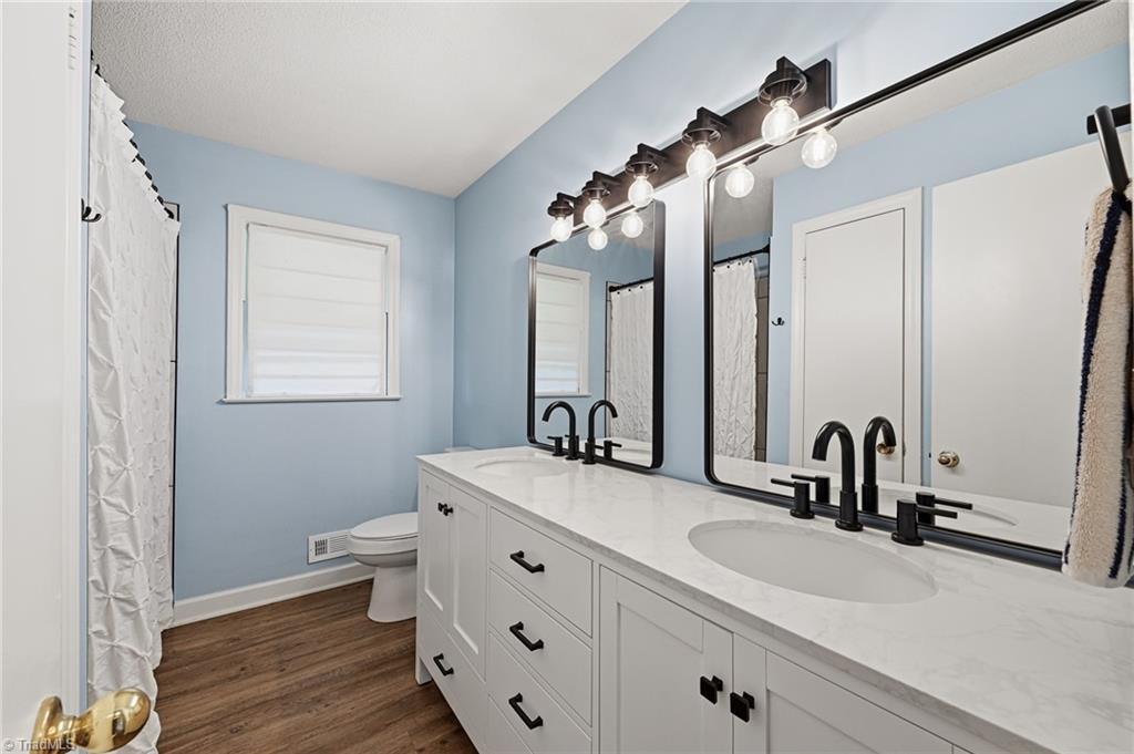 136 Queensbury Road Winston-Salem, NC 27104 - Photo 15 of 26