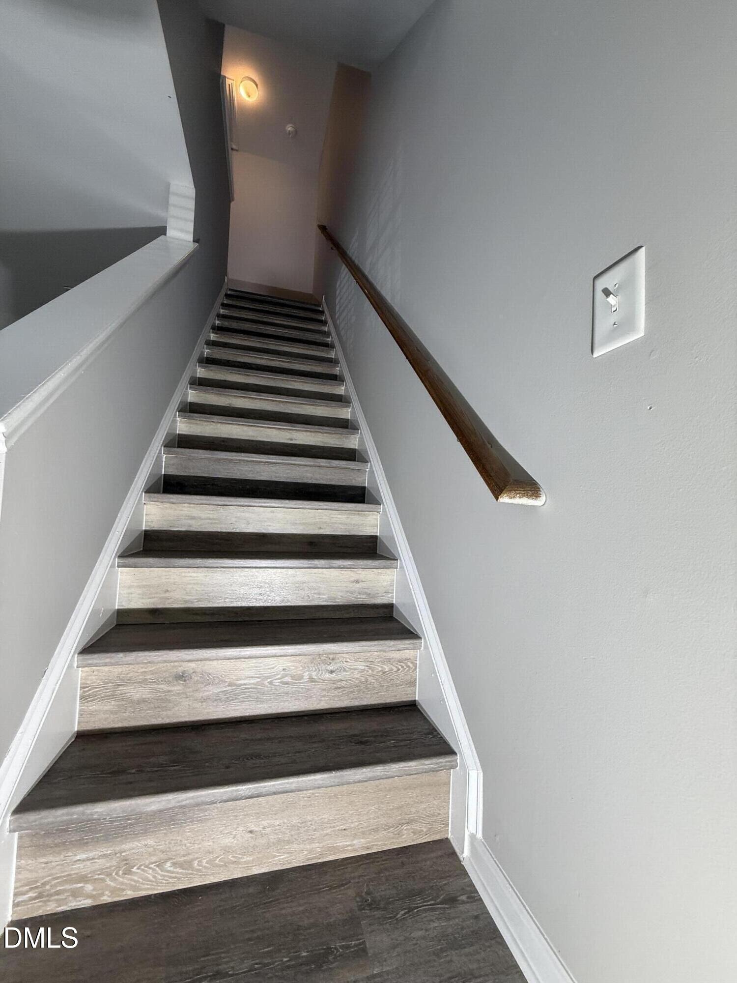 10 Red Lane Raleigh, NC 27606 - Photo 13 of 13 a view of entryway