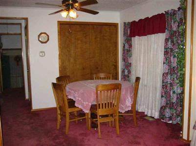 9012 East Richfield Road Davison, MI 48423 - Photo 8 of 13 20179127-7.JPG