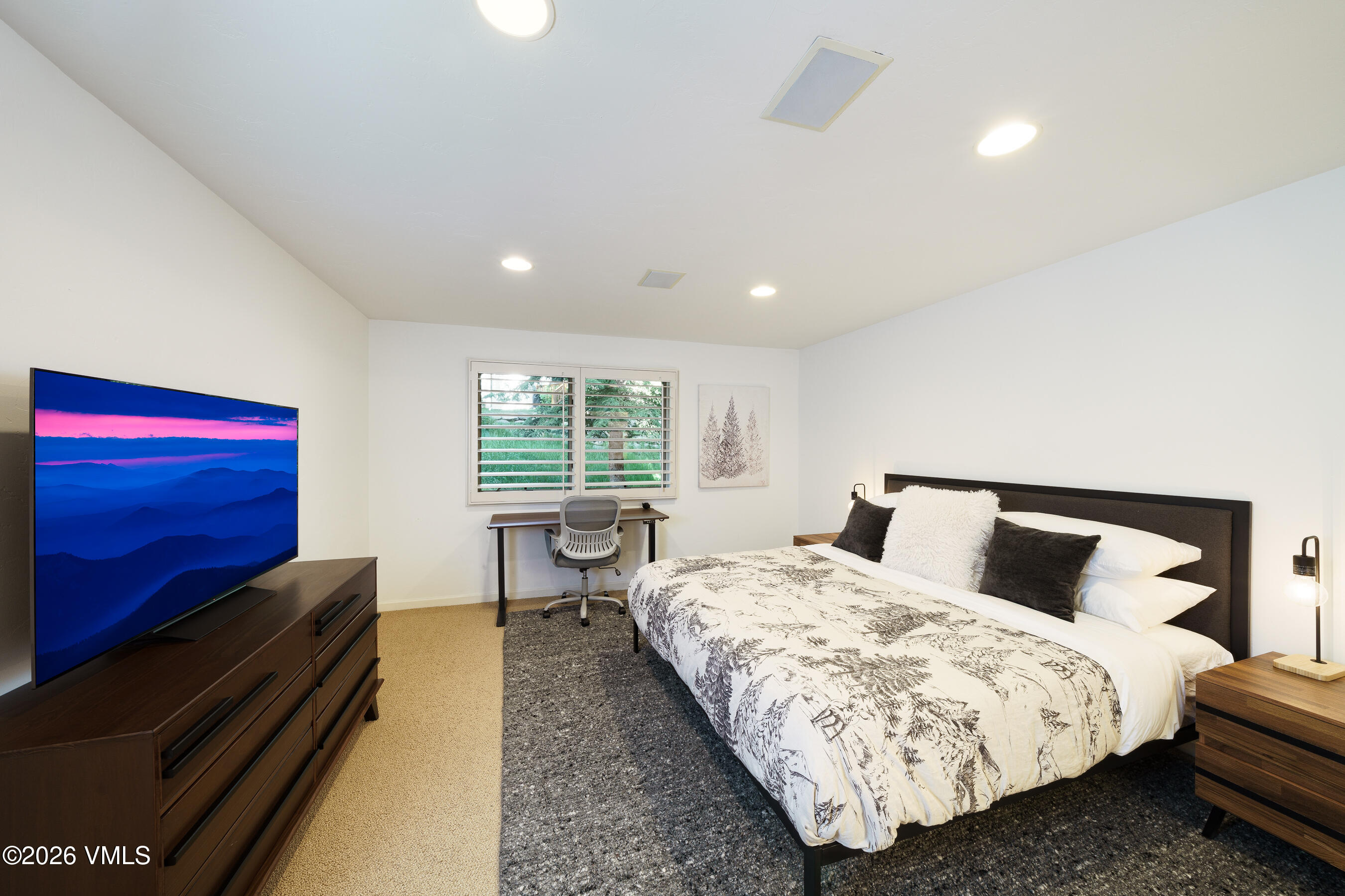 1890 Lions Ridge Loop, Unit 10 Vail, CO 81657 - Photo 20 of 48 1890_Lions_Ridge_Loop_#10_050